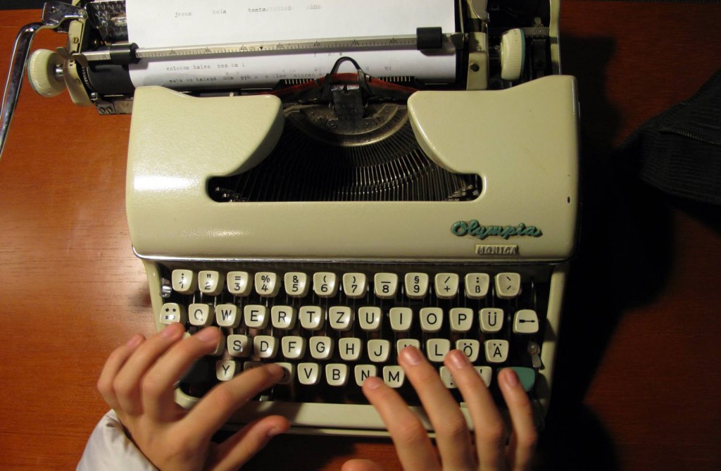 Maquina de escribir con la que autoeditar tu libro